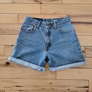 Vintage Levis 550 denim shorts Jorts High Waist Size 26/27 90s Grunge